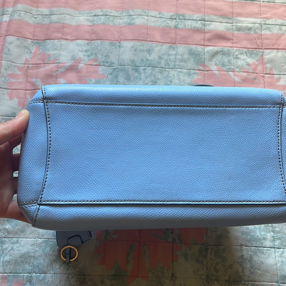 Coach Bag - Picture 3 of 7